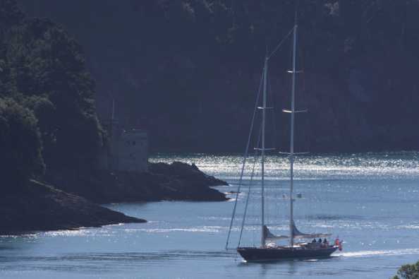 20 July 2020 - 09-27-09

--------------------
41m superyacht SY Seabiscuit arrives in Dartmouth